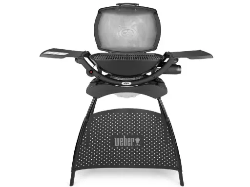 Barbecue Weber Q2000 noir, avec tablettes latérales. Une comparaison subtile pour le difference entre weber q200 et q2000.